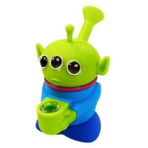 Urban crew three eyed alien silicone bong